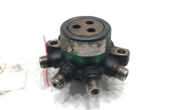 Suzuki Jimny Fuel distributor 8200584034