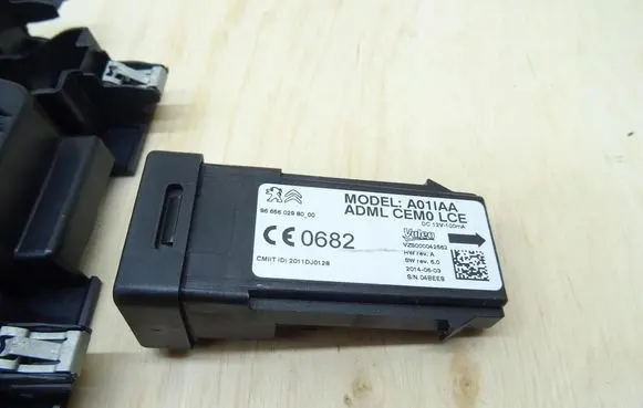 Peugeot 308 Ignition key card reader 9666602980