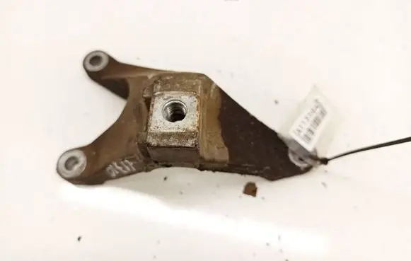 Ford Focus Engine mounting bracket 3M517M125