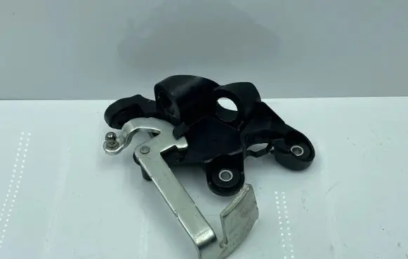 Volkswagen Touran III Gear shift cable bracket 5WA711789 PA66GF35