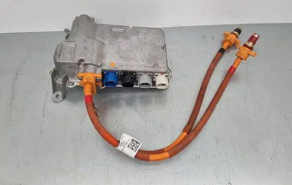 Tesla Model S Voltage converter inverter 105989100E 1059891-00-E