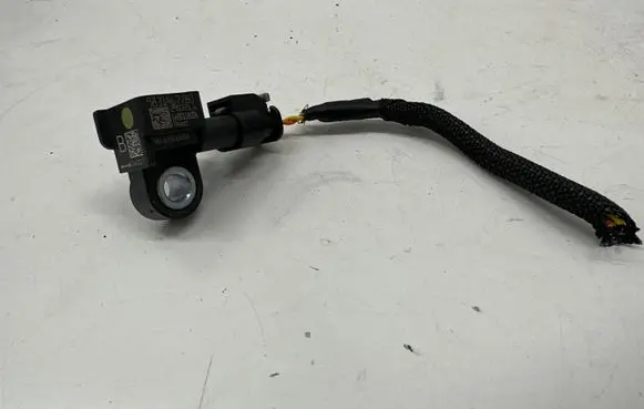Opel Mokka B Airbag deployment crash/impact sensor 9831467780