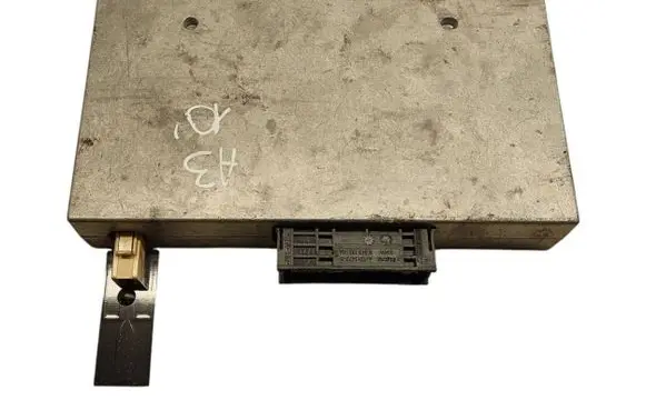 Audi A3 S3 8P Bluetooth control unit module 8T0862335C