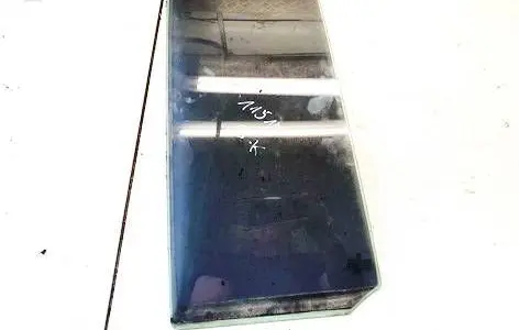 Volkswagen Touran I Rear vent window glass DOT27M23100AS2