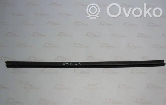 Mini Cooper Countryman R60 Door glass rail 