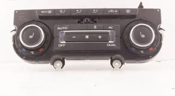 Skoda Octavia Mk2 (1Z) Climate control unit 3T0907044CA 5HB00974987