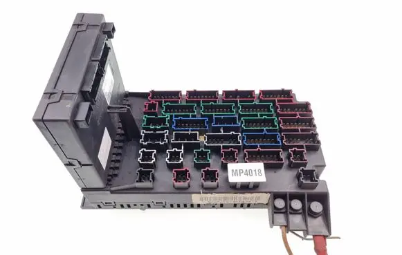 Mercedes-Benz ML W163 Fuse box set 1635450205 1635455232