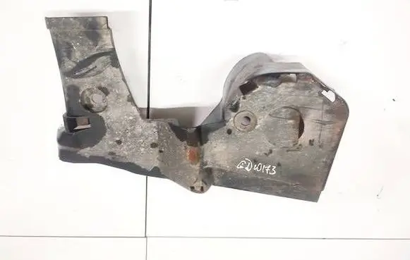 Engine splash shield/under tray