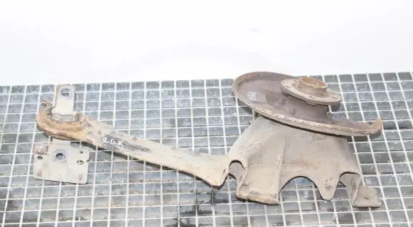 Volvo XC70 Rear wheel hub