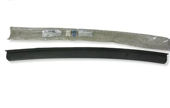 Fiat Punto (188) Front bumper lip 735281326
