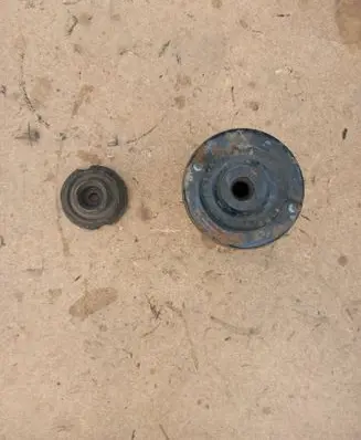Audi A4 S4 B5 8D Coil spring mount 