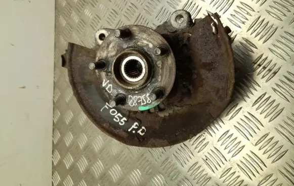 Lexus CT 200H Front wheel hub 4320147030