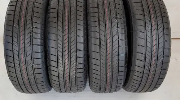 Mazda 3 R16 summer tire 3286341327410 20560R16