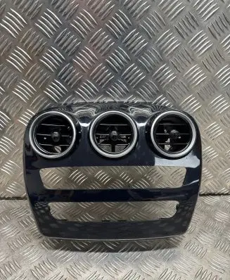 Mercedes-Benz C W205 Dash center air vent grill A2056805707
