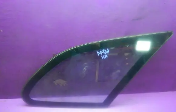 Toyota Corolla E110 Rear side window