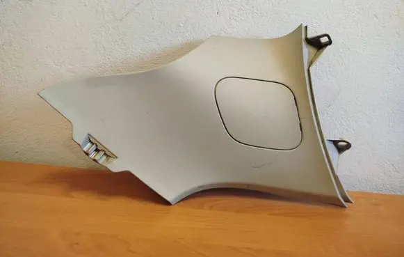 Volvo C30 (C) pillar trim 1110136