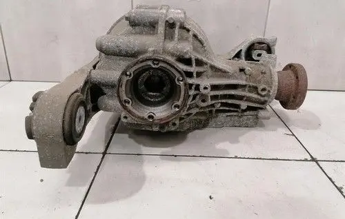 Bentley Continental Rear differential/diff mount bracket 08Y500043E