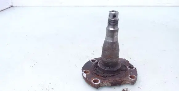 Audi A4 S4 B5 8D Stub axle 