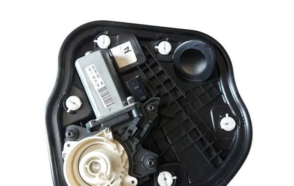 Audi A7 S7 4G Front door soft close latching motor 4G8837003