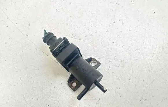 Nissan X-Trail T31 Turbo solenoid valve 8200762597