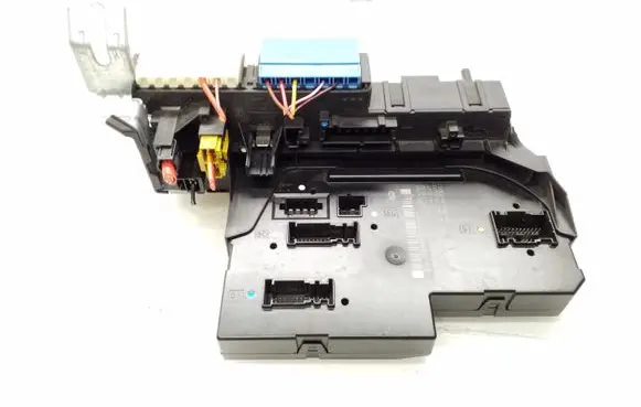 Mercedes-Benz E W212 Fuse module A2129004201 A2125453032 A2129021201