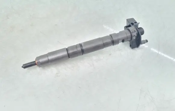 Audi A5 Sportback 8TA Fuel injector 03L130277
