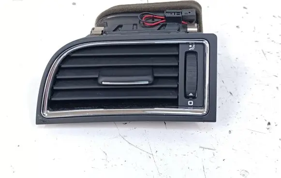 Skoda Superb B6 (3T) Dashboard side air vent grill/cover trim 3T0819701