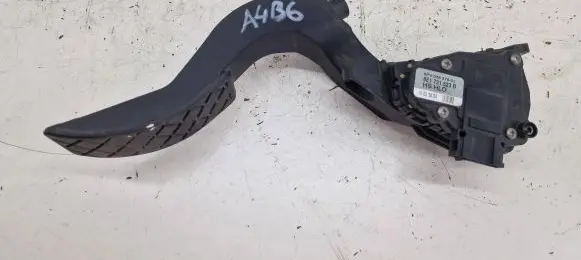 Audi A4 S4 B6 8E 8H Accelerator throttle pedal 8E1721523B 6PV00837601