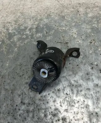 Ford Fiesta Engine mount bracket 8V51-6F012-AE