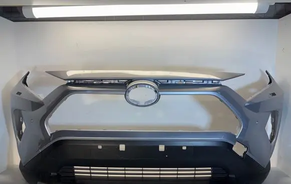 Toyota RAV 4 (XA50) Front bumper 
