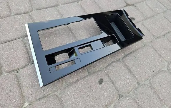 Opel Astra L Panel trim 529131017