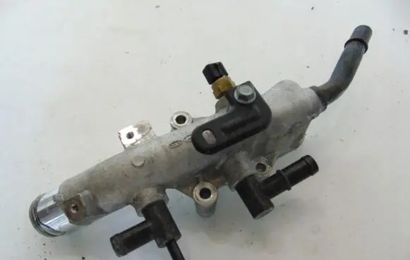 KIA Stinger Engine coolant pipe/hose
