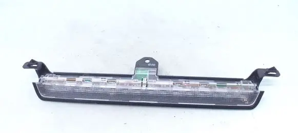 Volvo V70 Third/center stoplight 8658948