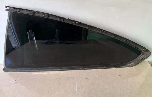 BMW 4 F32 F33 Rear side window 7292383