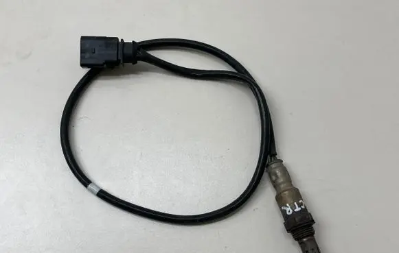 Skoda Octavia Mk3 (5E) Lambda probe sensor 04E906262