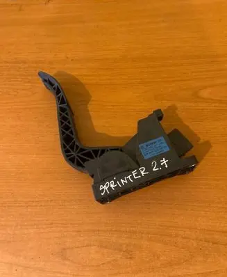 Mercedes-Benz Sprinter W901 W902 W903 W904 Accelerator throttle pedal 0281002337 A9013000504