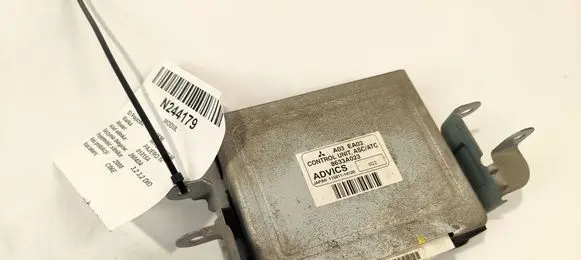 Mitsubishi Pajero ABS control unit/module 8633A023 A03EA03 11581114120
