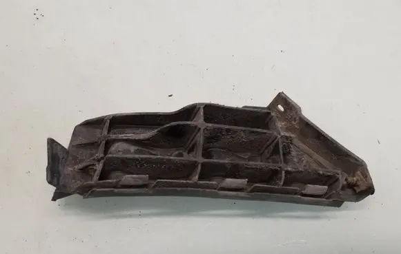 Seat Ibiza III (6L) Front bumper mounting bracket 6L0807184C