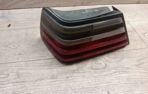 Mercedes-Benz E W124 Rear/tail lights 0263290