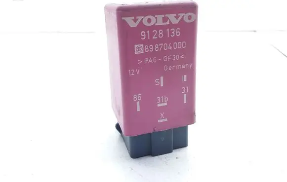 Volvo 850 Hazard warning light relay 898704000 9128136