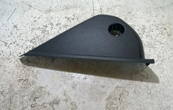 Dodge Challenger Dashboard side end trim 5LA80DX9AB 413JNJ1KMZD ENDCAP4SSX