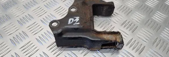 Skoda Fabia Mk1 (6Y) Gearbox mounting bracket 