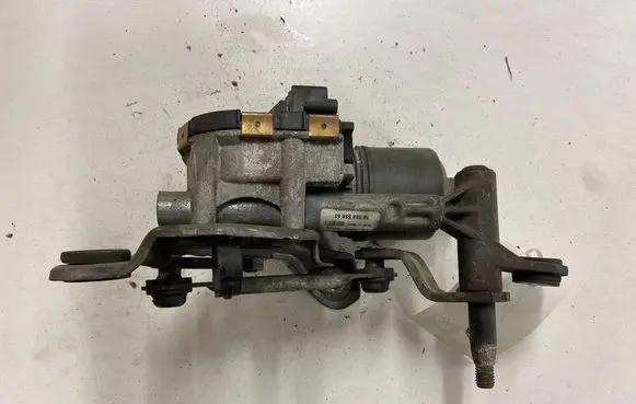 Peugeot 407 Wiper motor 3397020605