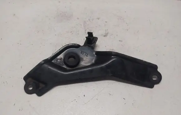 Honda Accord Radiator mount bracket TL0L