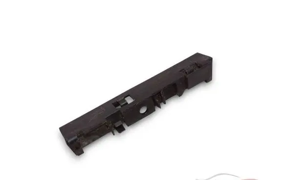 Audi A6 S6 C7 4G Front bumper mounting bracket 4G0853921B