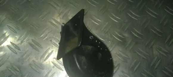 Audi A6 S6 C5 4B Horn signal 0092018
