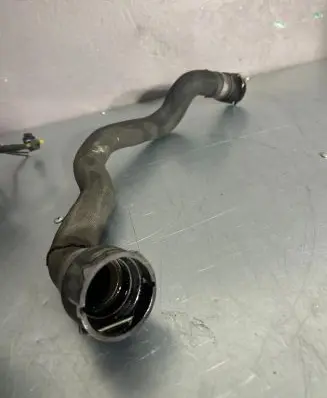 Audi A4 S4 B8 8K Engine coolant pipe/hose S4000197 4202