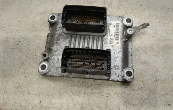 Opel Corsa D Engine control unit/module 0261208394 1039S07321 55354328