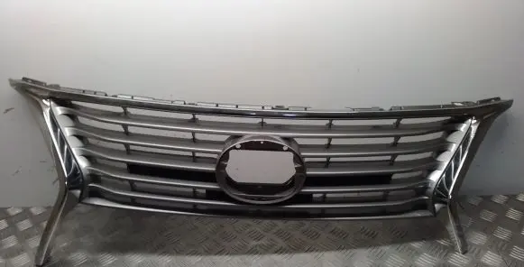 Front bumper upper radiator grill