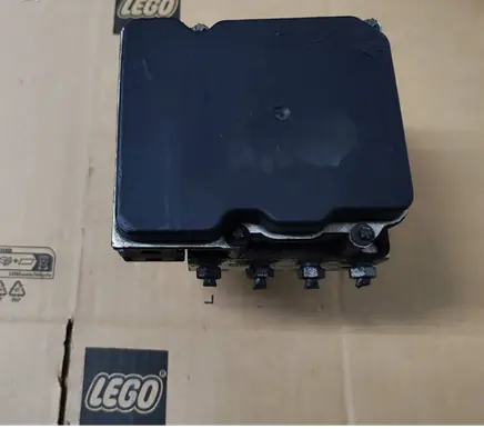 Mercedes-Benz Vito Viano W639 ABS Pump 0265230405